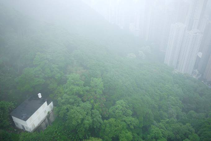 clouds-victoria-peak