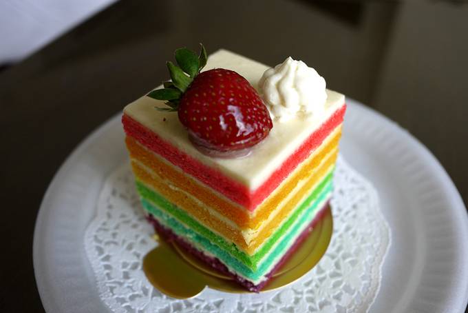 Rainbow cake