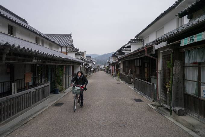 Me cycling along the Udatsu Street