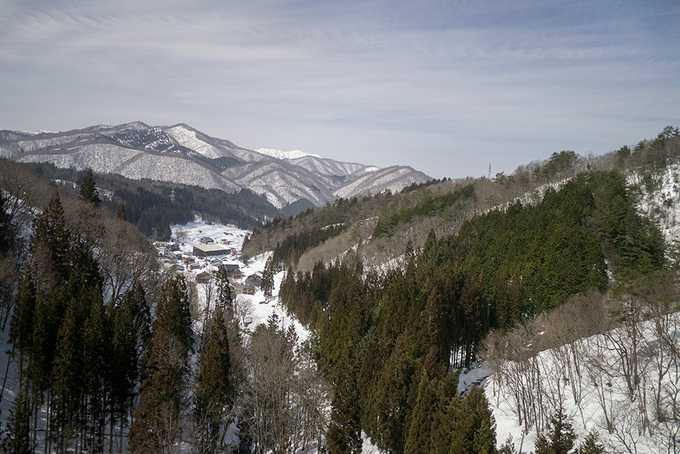 Snow and onsen in the Japanese alps